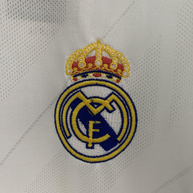 Camisa Real Madrid 17/18 Retro. Manga Longa