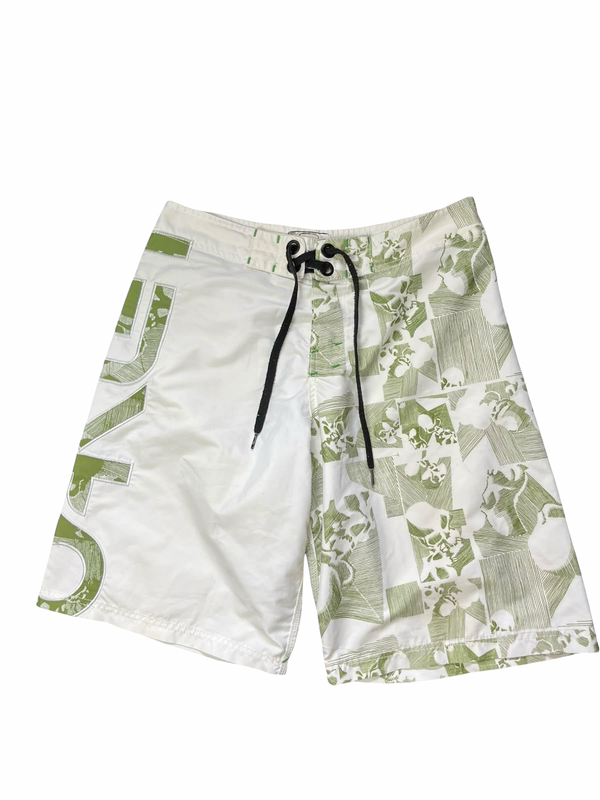 Bemuda Oakley