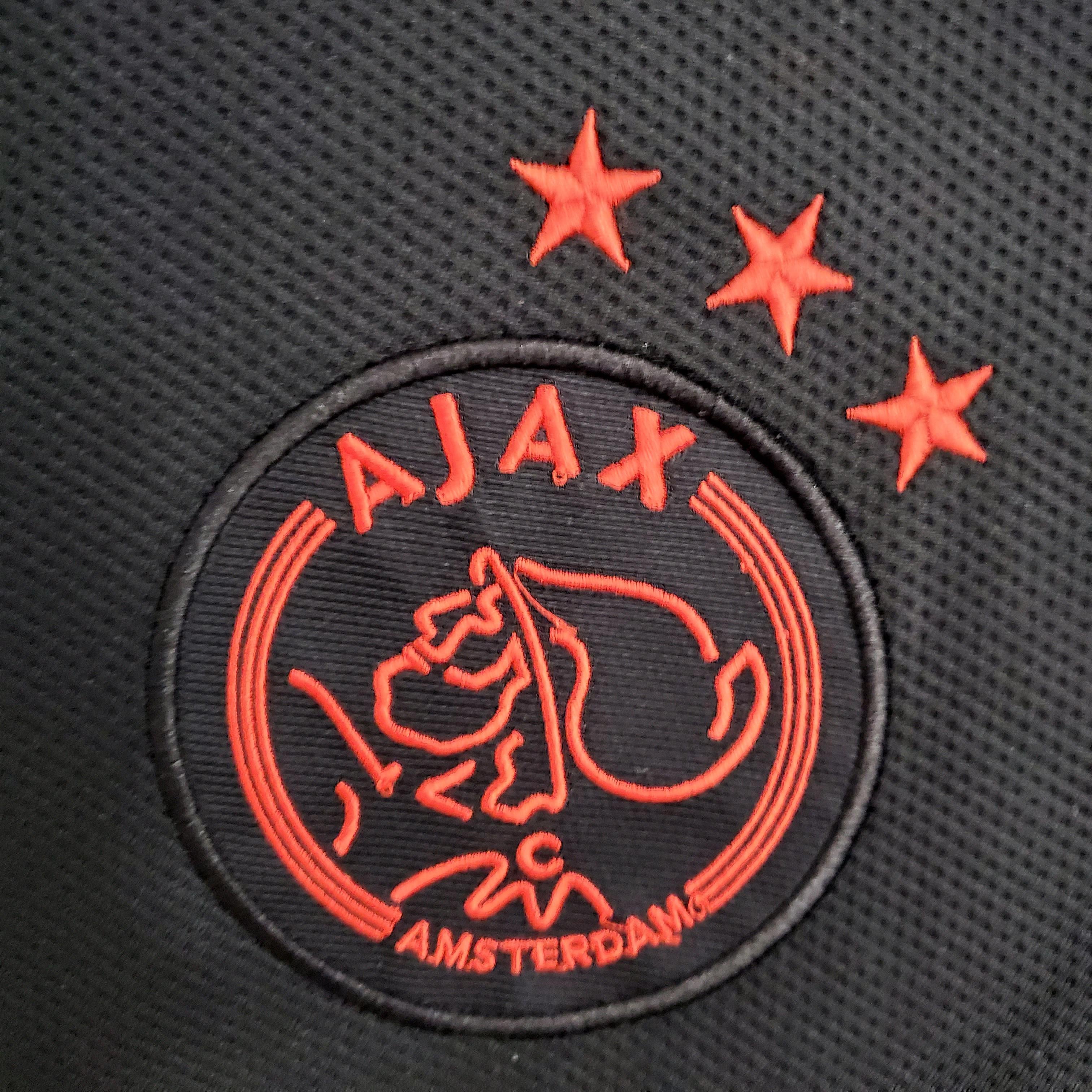 Camisa Ajax homenagem Bob Marley