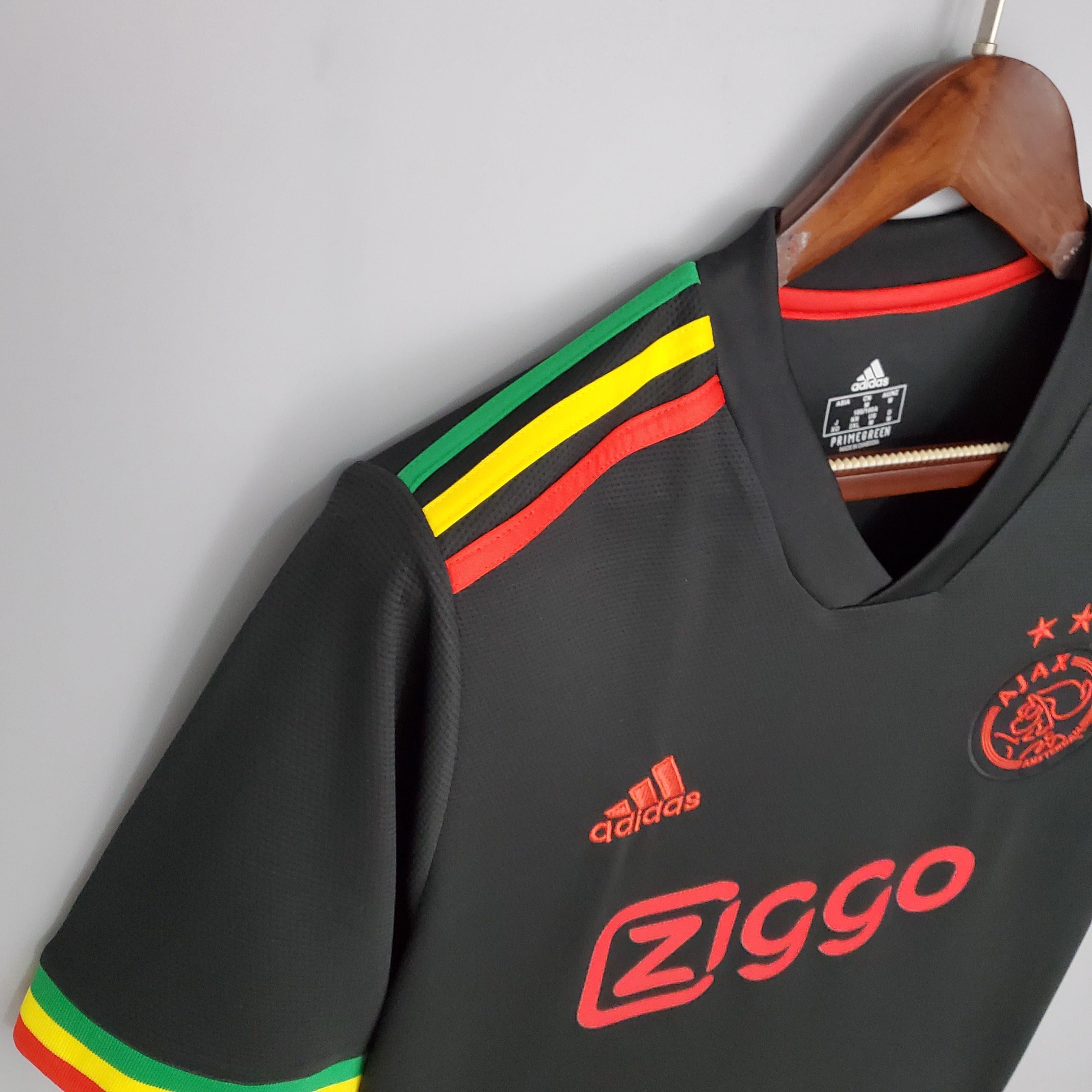 Camisa Ajax homenagem Bob Marley