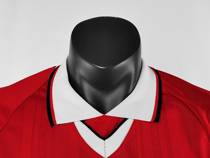 Camisa Retrô Manchester United Home 99/00