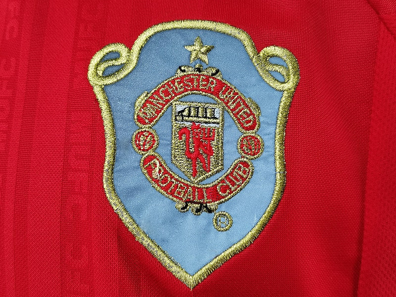 Camisa Retrô Manchester United Home 99/00
