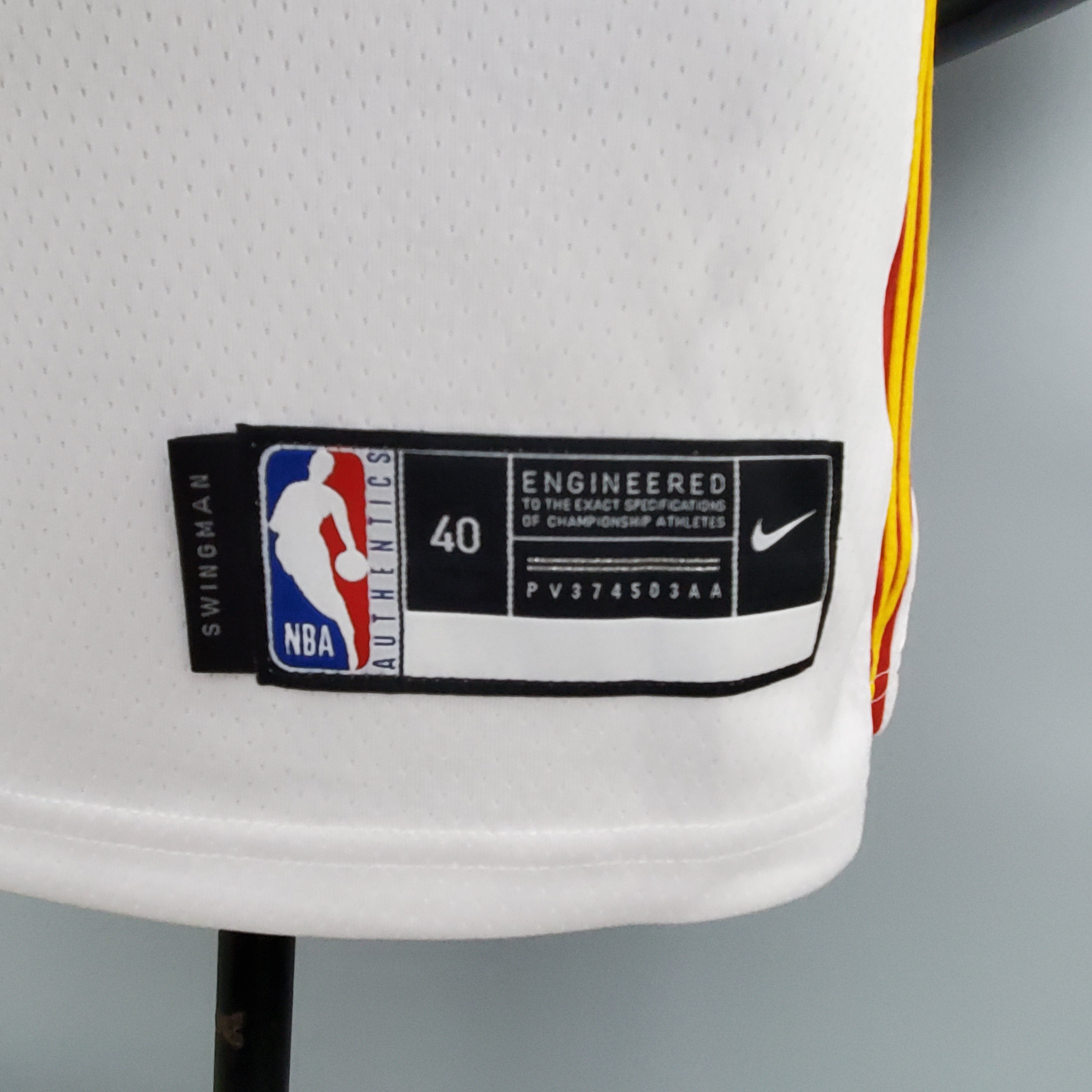 Camisa NBA Atlanta Hawks - YOUNG - White