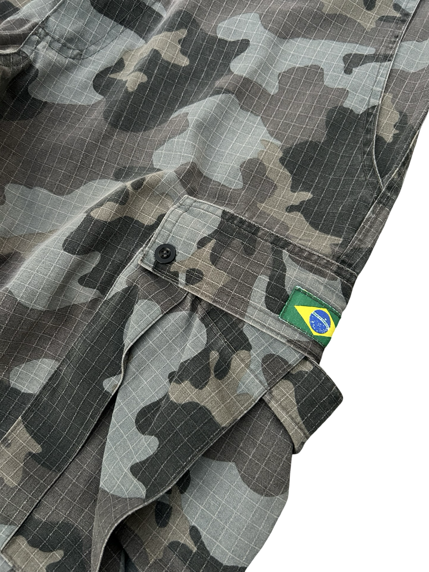 Bermuda camuflada
