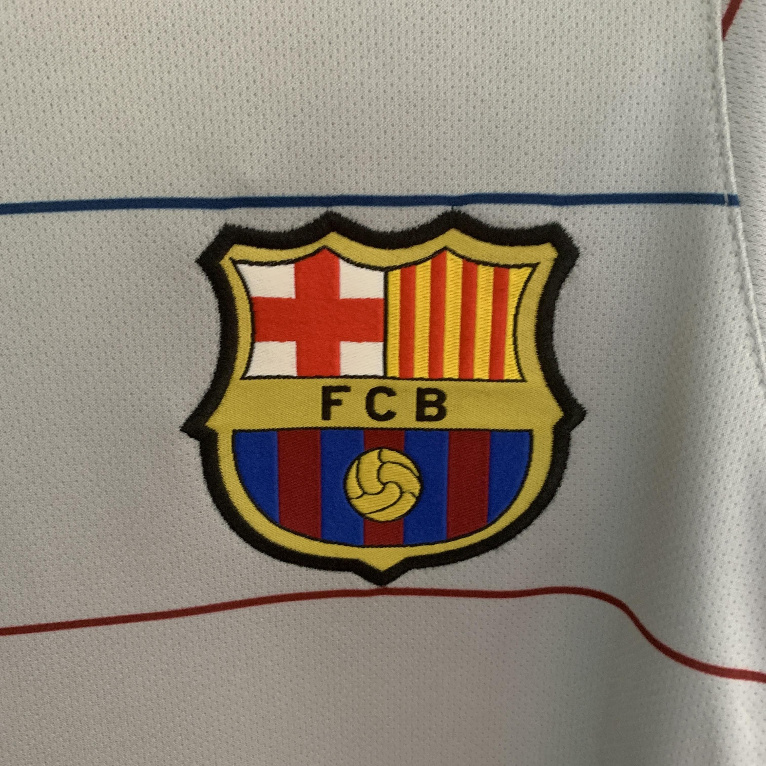 Camisa Barcelona Titular 03/04 - Versão retro