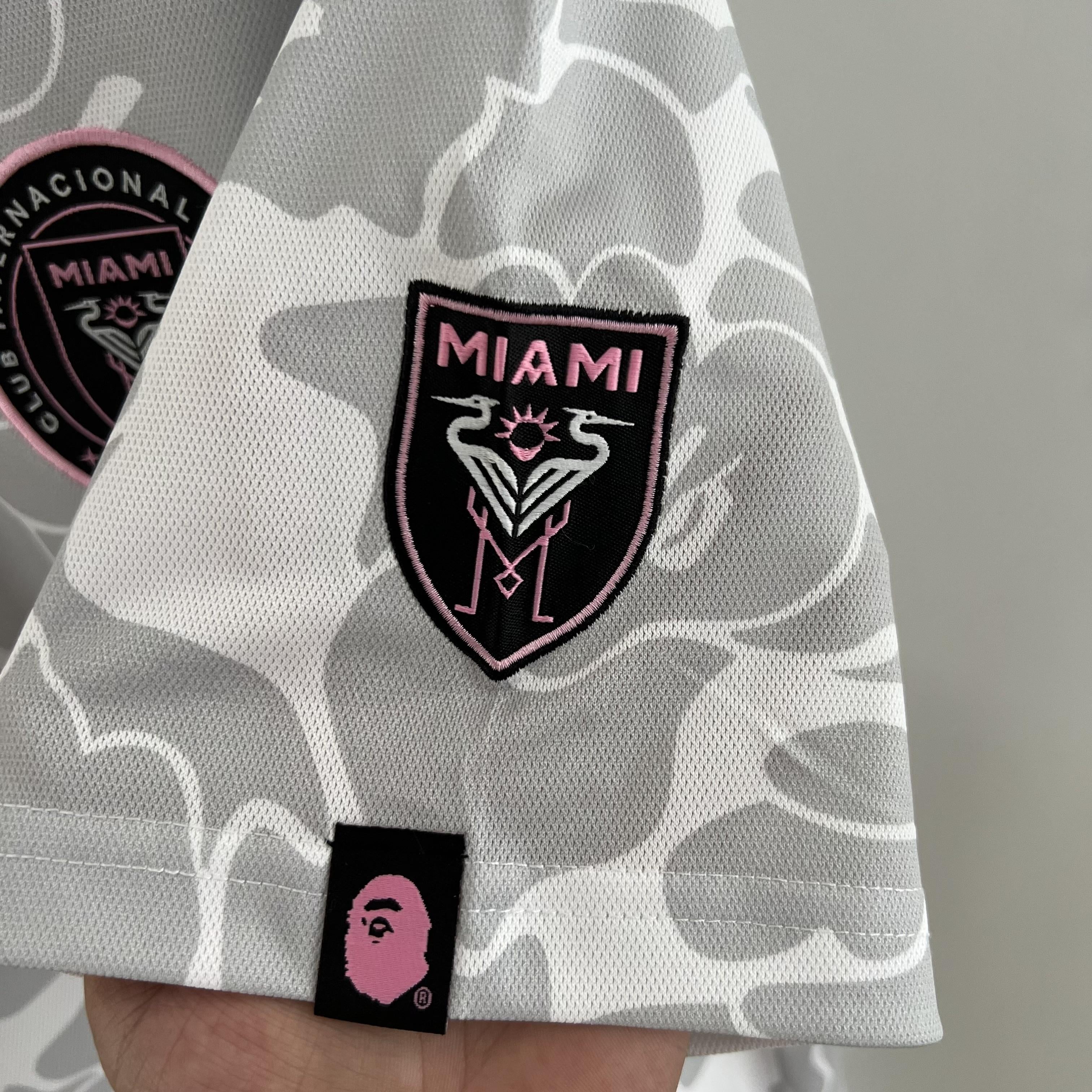 Camisa Miami x Bape Joint Edition 23/24