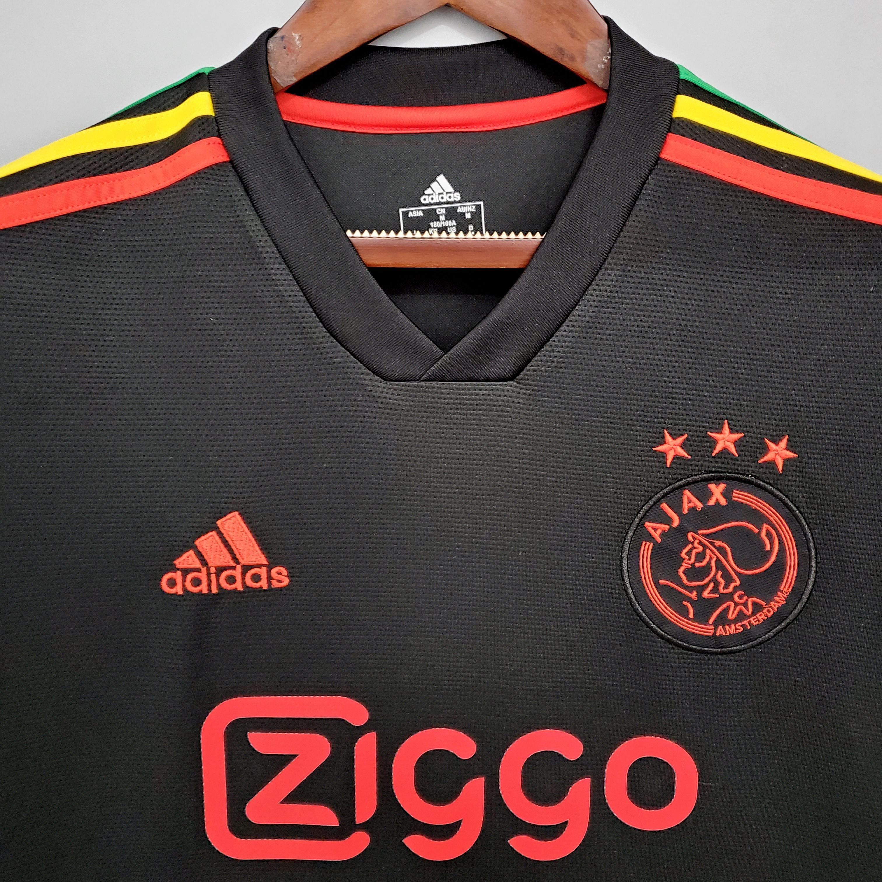 Camisa Ajax homenagem Bob Marley