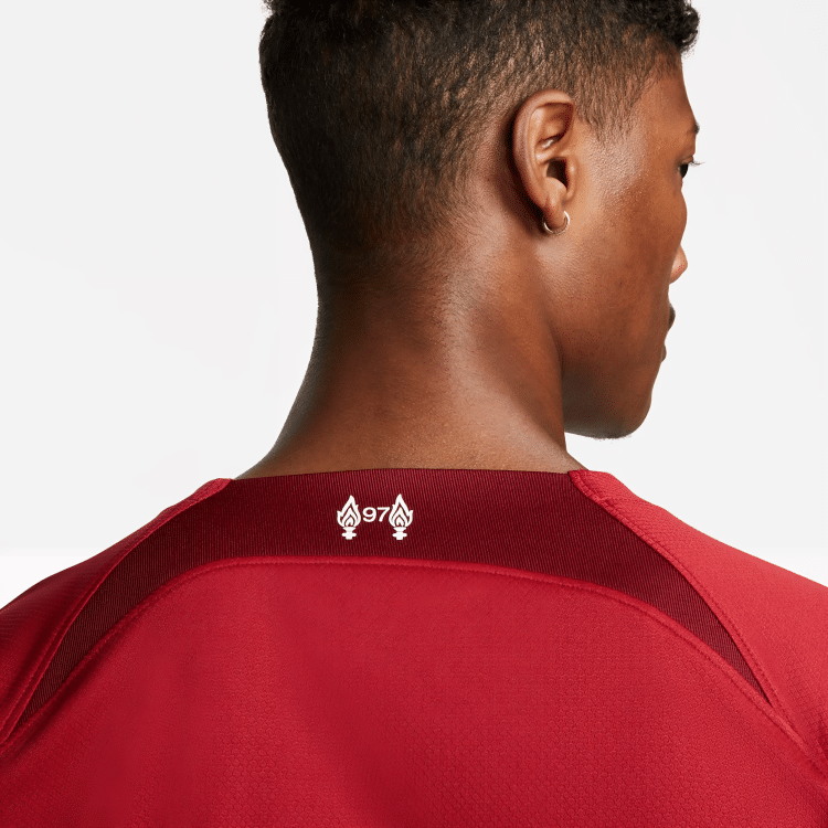 Camisa Liverpool I – 2022