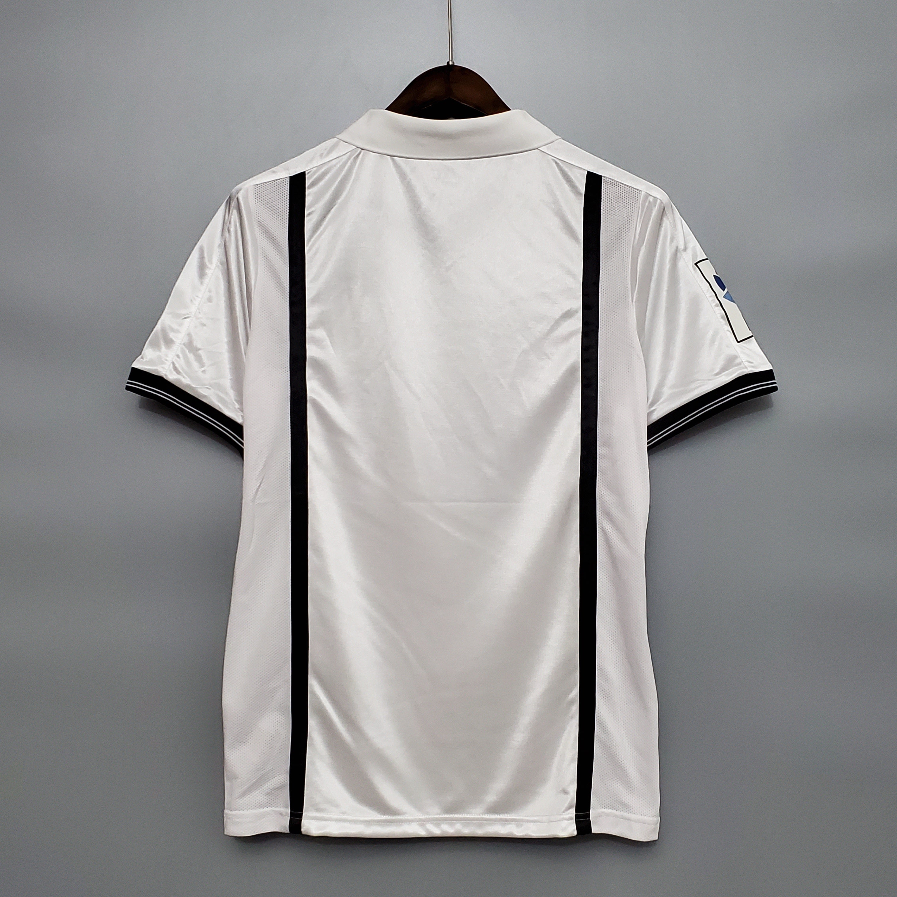 Camisa Valencia Titular 01/02 - Versão Retro 111