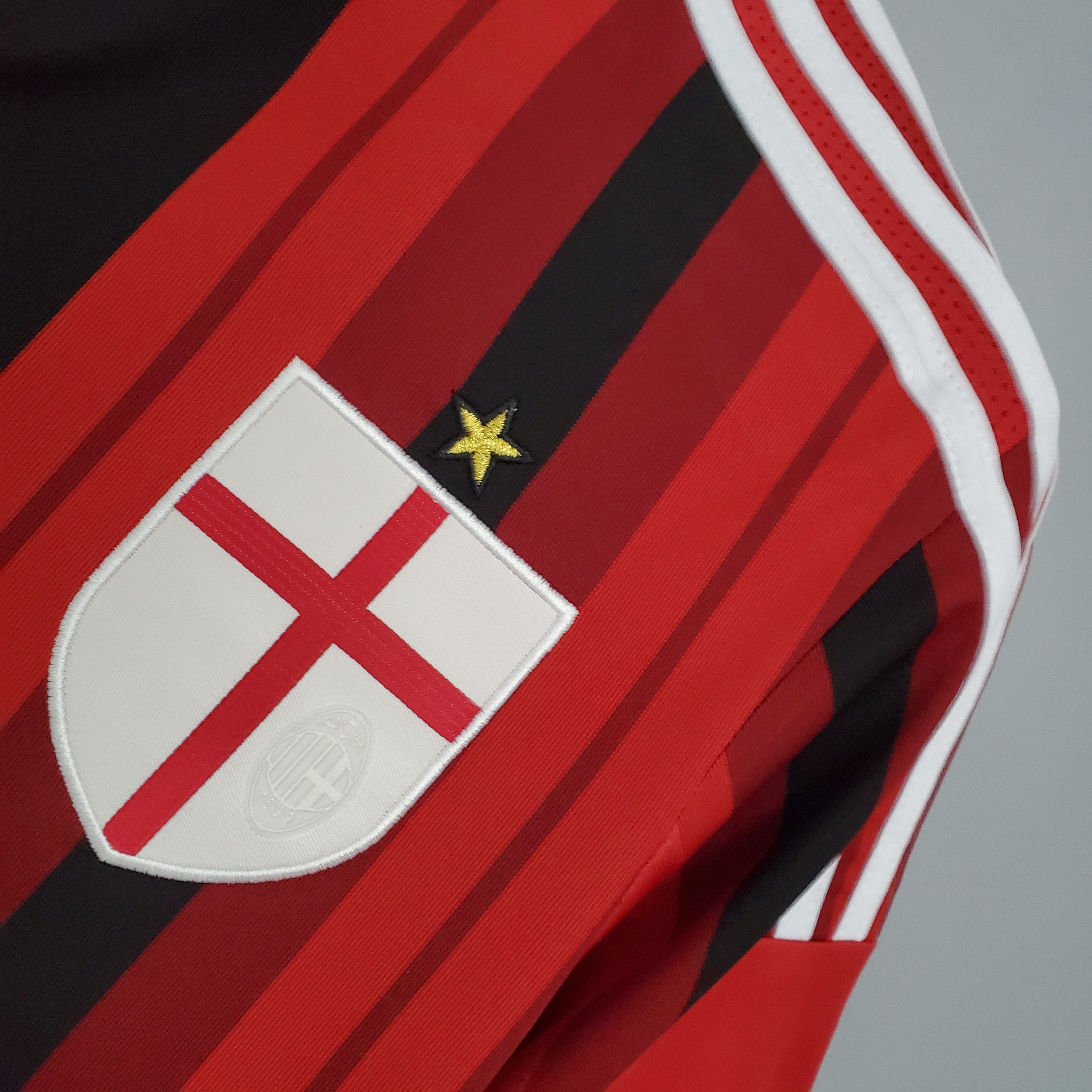 Camisa Milan Titular 14/15 - Versão Retro 111