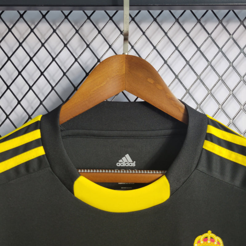 Camisa Real Madrid Goleiro Preta 11/12 - Versão Retro111