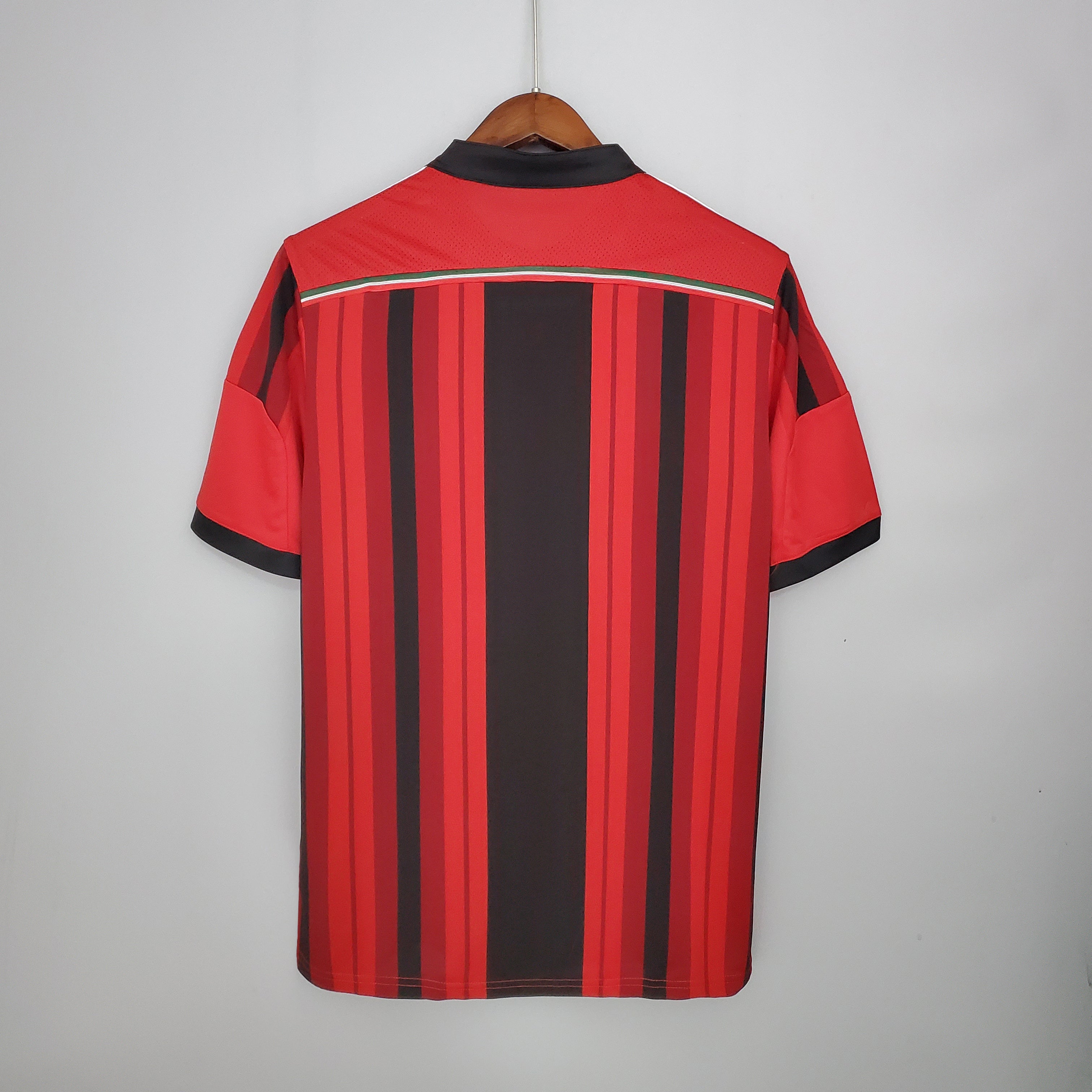 Camisa Milan Titular 14/15 - Versão Retro 111