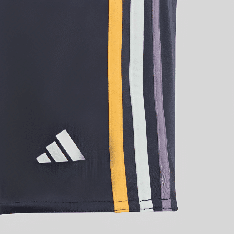 Kit Real Madrid II 2023 – Infantil