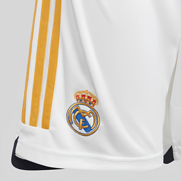 Kit Real Madrid I 2023 – Infantil